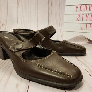 Aerosoles Sugar Snap Coffee Leather Mules 8.5 EUC